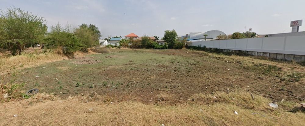 For SaleLandNakhon Sawan : Land for sale 1 rai 3 ngan 10.7 sq.wa. Nong Bua District, Nakhon Sawan Province.