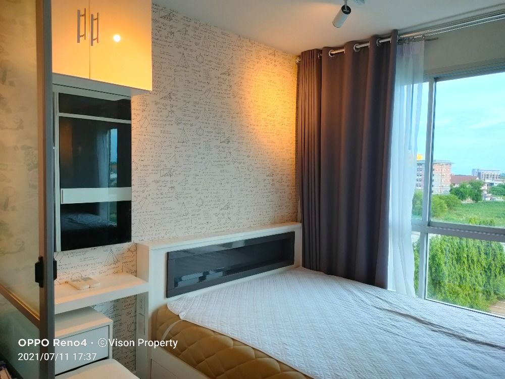 For RentCondoRayong : For rent, D Condo Nakhon Rayong, size 30 sq m., sea view, built-in, fully furnished, ready to move in, 6,500 baht per month.