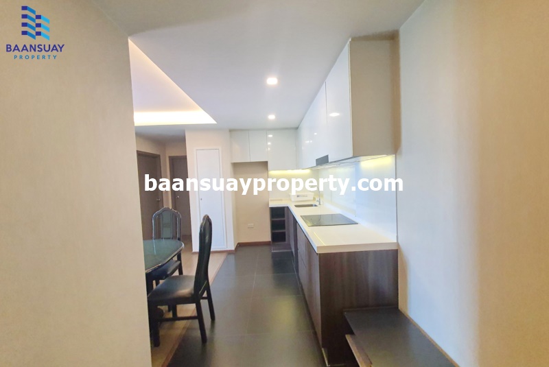 For RentCondoRama9, Petchburi, RCA : For rent Condo The Remarkable Soonviai 2 Fully Furnishered Near Bangkok Hospital