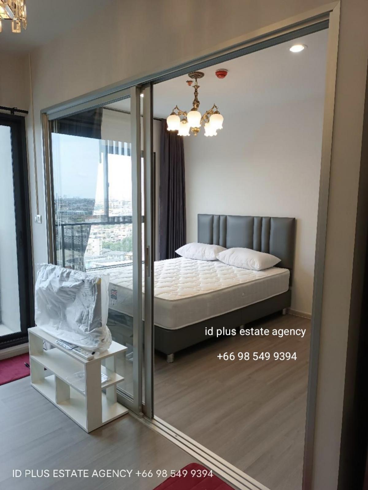 For RentCondoPinklao, Charansanitwong : The Parkland Charan - Pinklao Condo for Rent: 1 Bedroom for 30 SQM. On 11st Floor a Building.with Fully Furnished and Electrical Appliances.Next to MRT Bangyikhan.rental Only for 14,000 / m.