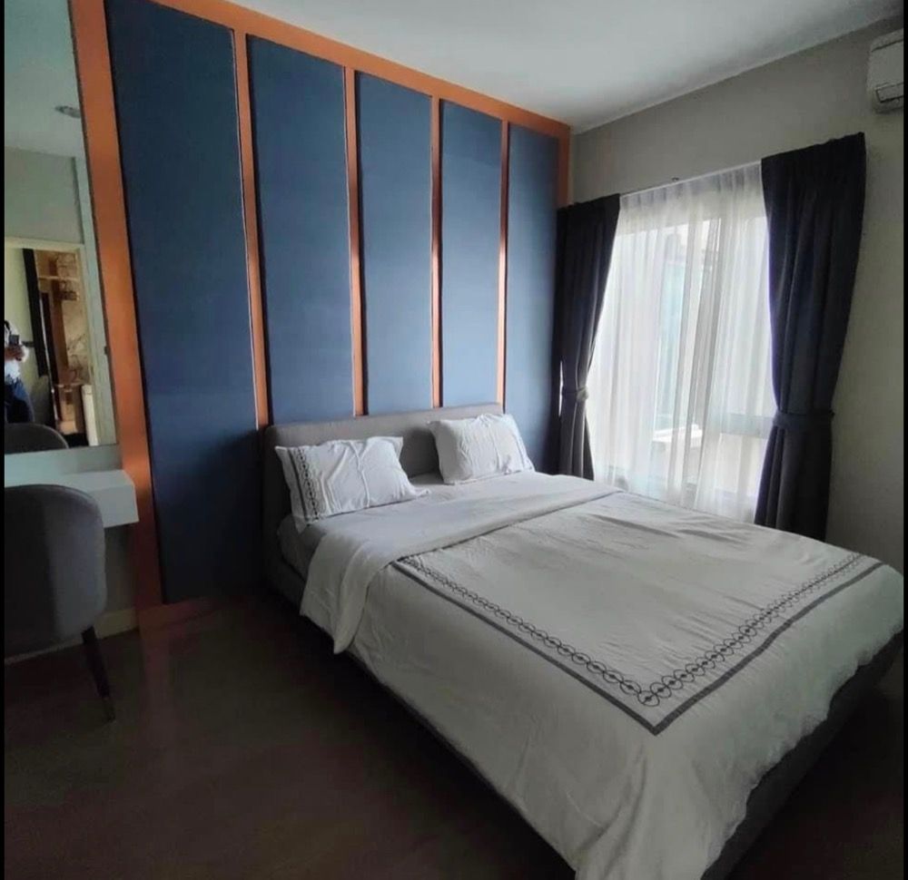 ให้เช่าคอนโดสุขุมวิท อโศก ทองหล่อ : Special deal for rent The Crest 34 high floor unblocked view nice decor