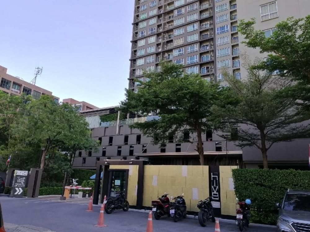 For SaleCondoWongwianyai, Charoennakor : Condo for sale, Hive Taksin, Krungthonburi Road, Soi 1/1, BTS Wongwian Yai Station, area 30.28 sq m., 11th floor