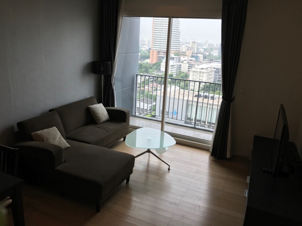 ให้เช่าคอนโดสุขุมวิท อโศก ทองหล่อ : for rent Siri @ sukhumvit 1 bed super deal !! ❤️💚