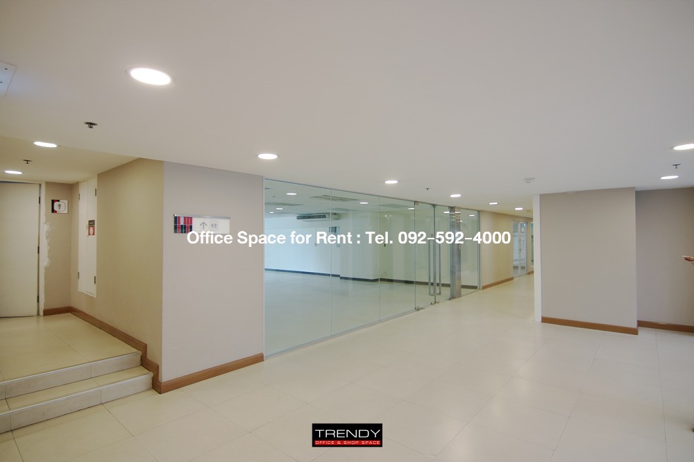 For RentOfficeNana, North Nana,Sukhumvit13, Soi Nana : (TD-1001) The Trendy Office for rent, office size 256.8 sq.m., 10th floor, Sukhumvit 13, near BTS Nana.