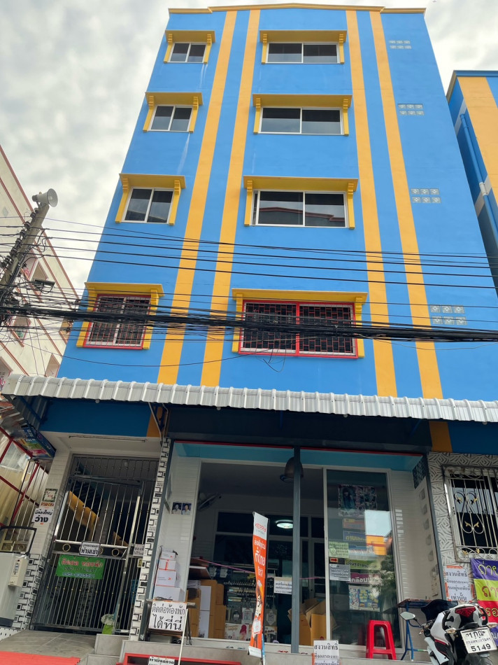 For SaleBusinesses for saleSamut Prakan,Samrong : Apartment for sale, Bang Phli Housing Estate, always full of people!! Great location, community area