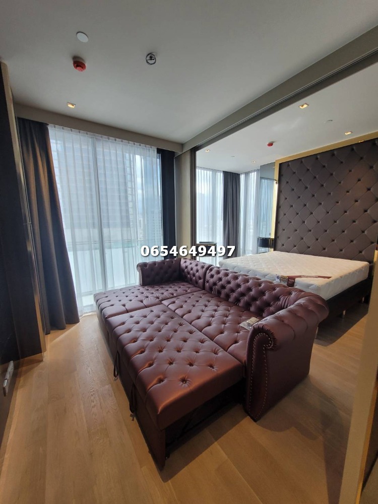 For RentCondoSilom, Saladaeng, Bangrak : FOR RENT Ashton Silom 1 Bed Size 49 sq.m. Contact 065-464-9497