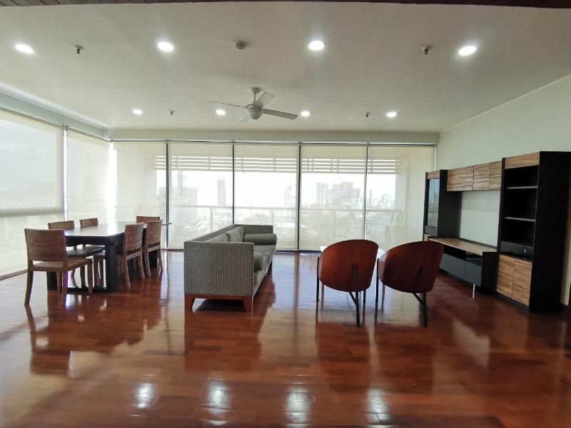 For RentCondoWitthayu, Chidlom, Langsuan, Ploenchit : For Rent Polo Park 2 Bedroom 2 Bathroom 175 sqm