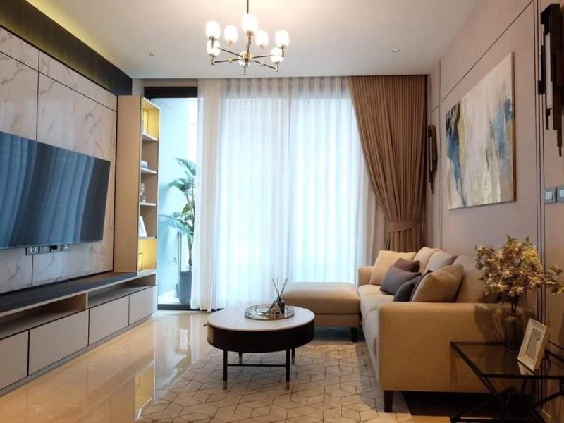 For RentCondoWitthayu, Chidlom, Langsuan, Ploenchit : For Rent Sindhorn Residence 1 Bedroom 1 Bathroom 71 sqm