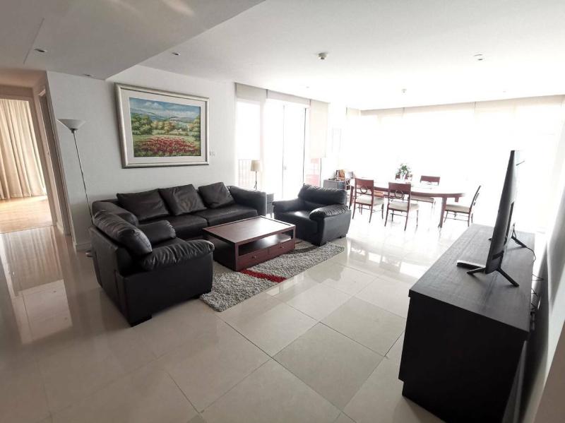 For RentCondoSukhumvit, Asoke, Thonglor : For Rent Fullerton 3 Bedroom 3 Bathroom 170 sqm