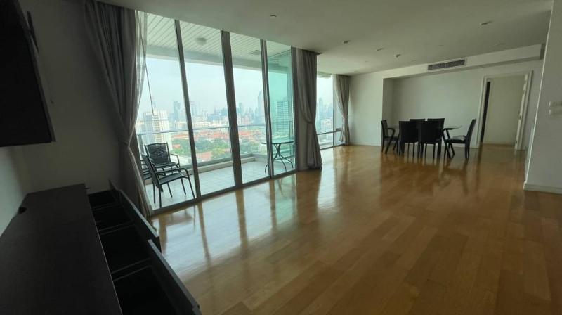 For RentCondoSiam Paragon ,Chulalongkorn,Samyan : For Rent Chamchuri Square Residence 4 Bedroom 4 Bathroom 224 sqm