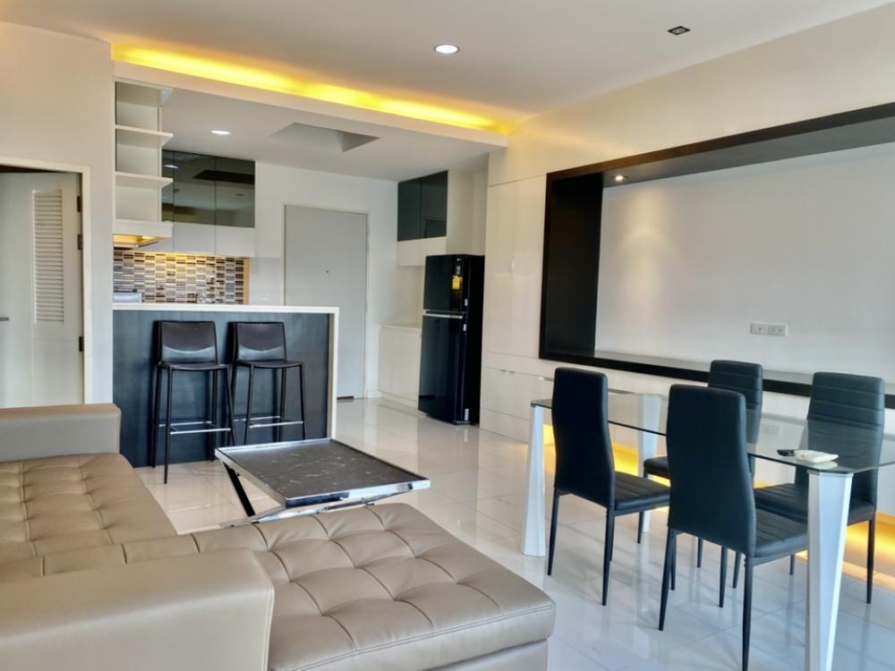 For SaleCondoPattanakan, Srinakarin : ❤️❤️ For sale / for rent The four wings Residence Srinakarin, 22nd floor, very spacious, 70.03 sqm., 1 bed, 2 bath. Interested, line/tel 0859114585 ❤️❤️ For rent only 22,000 baht, selling 4,500,000 baht, including transfer fee. Selling at a loss. Plus ful