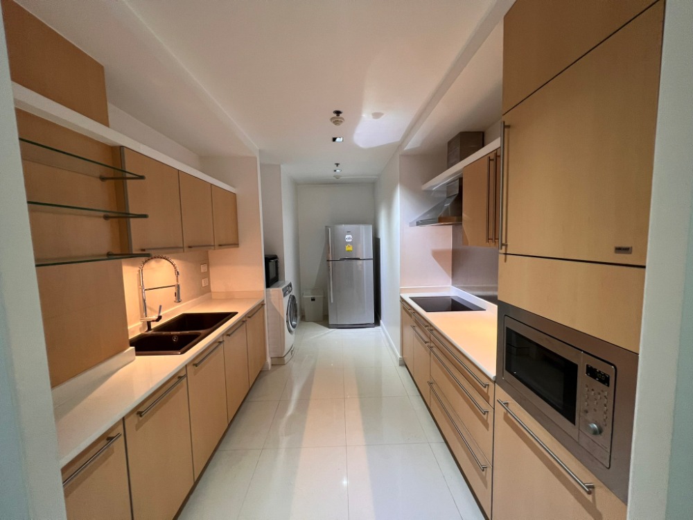 For RentCondoWitthayu, Chidlom, Langsuan, Ploenchit : 🔥For Rent Athenee Residence 2 Bedrooms