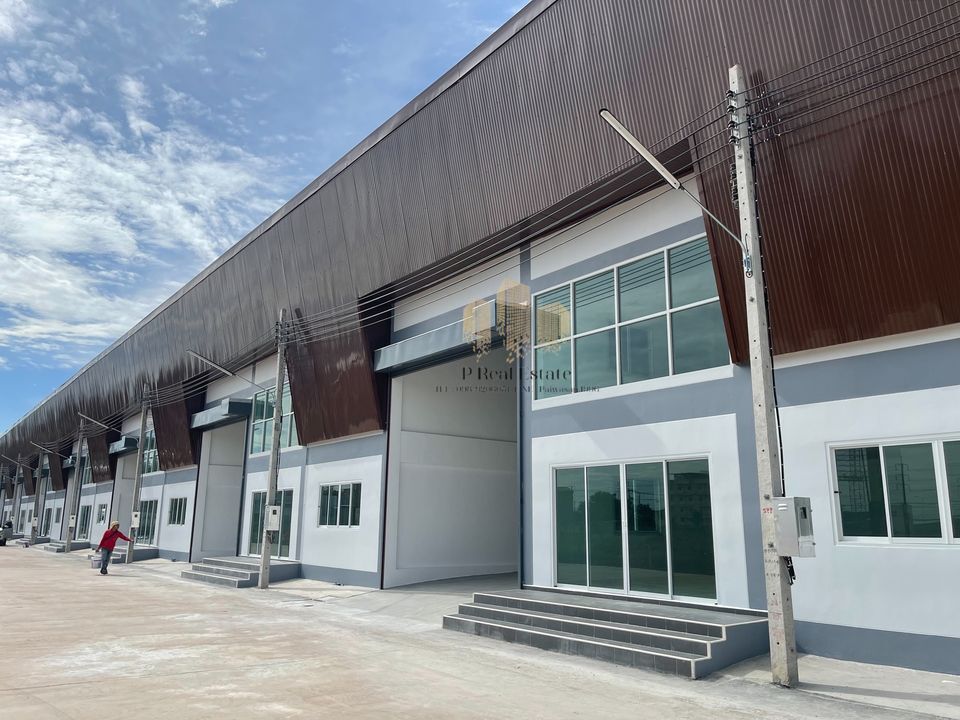 For RentWarehouseMahachai Samut Sakhon : Warehouse/office for rent, Rama 2 Road, Bang Torad Subdistrict, Mueang District, Samut Sakhon, area 462 sq m.