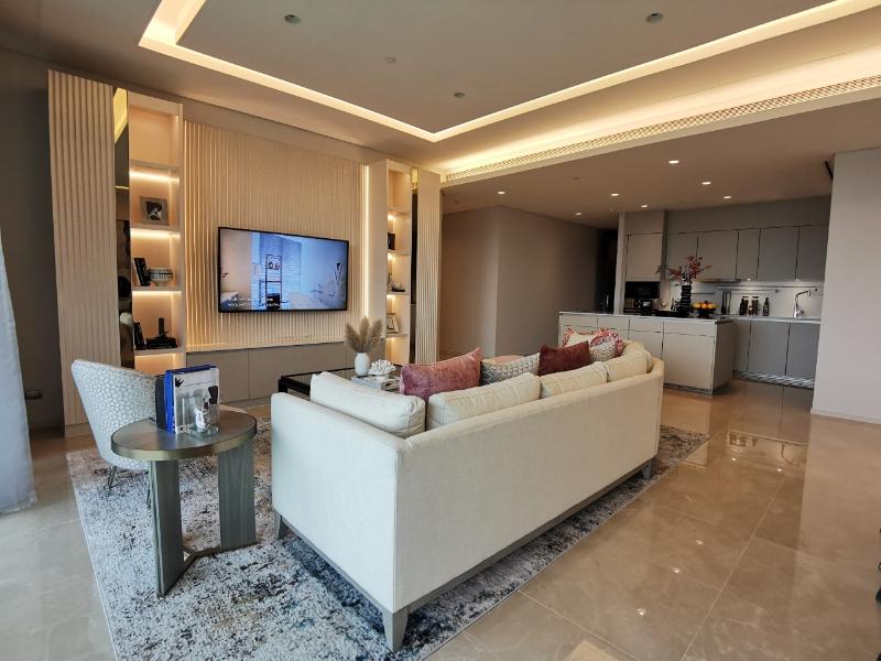 For SaleCondoWitthayu, Chidlom, Langsuan, Ploenchit : For Sale The Residences at Sindhorn Kempinski Hotel Bangkok 3 Bed 60 mb