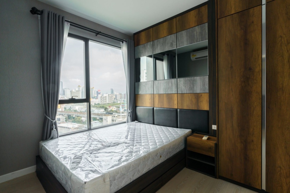 For SaleCondoRama9, Petchburi, RCA : Urgent sale!!! Condo Niche Pride Thonglor-Phetchaburi Fully furnished, ready to move in, near MRT Phetchaburi Station.