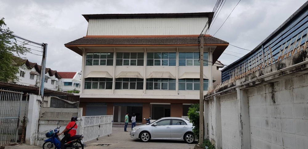 For RentHome OfficeRama3 (Riverside),Satupadit : Home office for rent, 210 sq m., 4 floors, 4 bedrooms, 6 bathrooms, Rama 3 Soi 25- ER-210186.