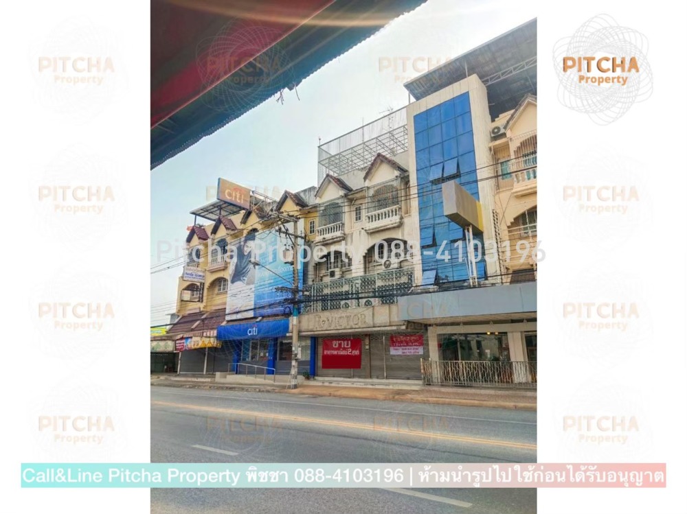 For SaleShop HouseChiang Mai : Urgent sale!! Commercial building, 3.5 floors, 2 units connected through each other, CBD, next to Chang Phueak Road, very good location, suitable for doing business, Chiang Mai Province.