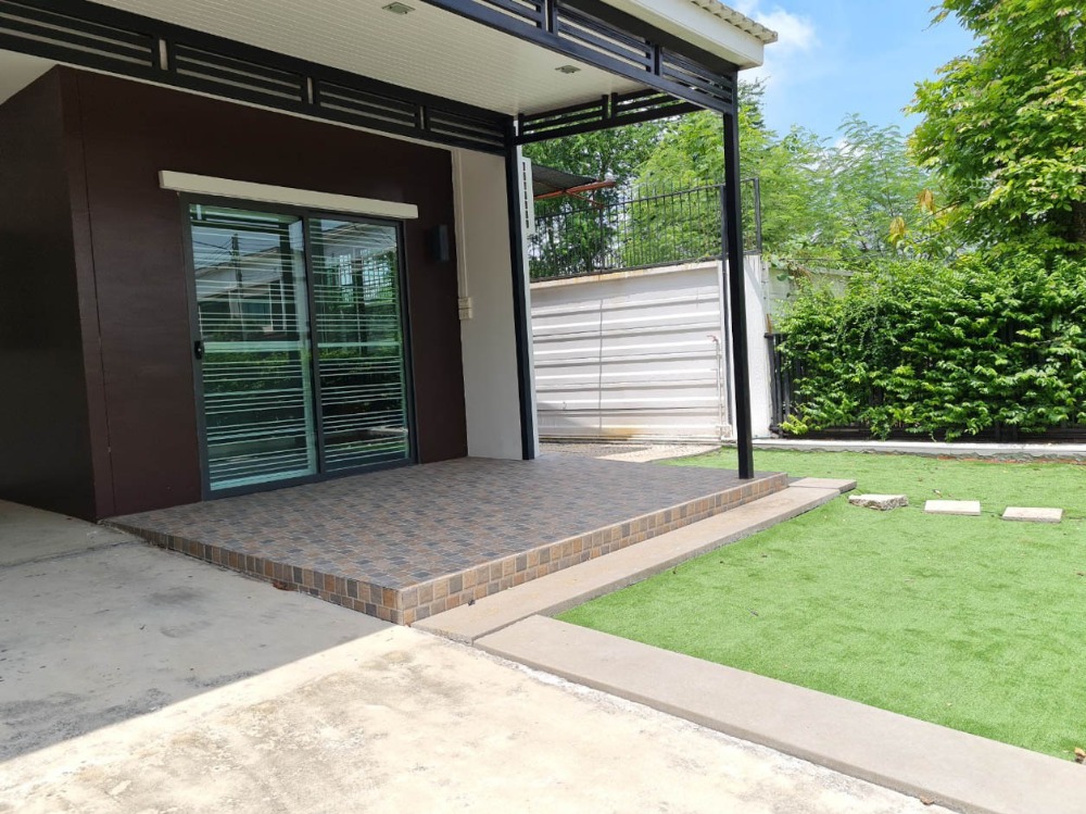 For RentTownhousePhutthamonthon, Salaya : House for Rent Pruksa Village 83 Near Central Plaza Salaya and Mahidol University (HBKK01)