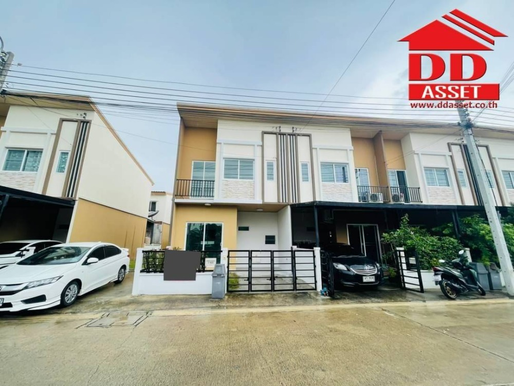 For SaleNonthaburi, Bang Yai, Bangbuathong : Townhouse for sale at the corner of Grand Pleno-Rattanathibet, MRT Bang Phlu, near Suan Kaew Temple.