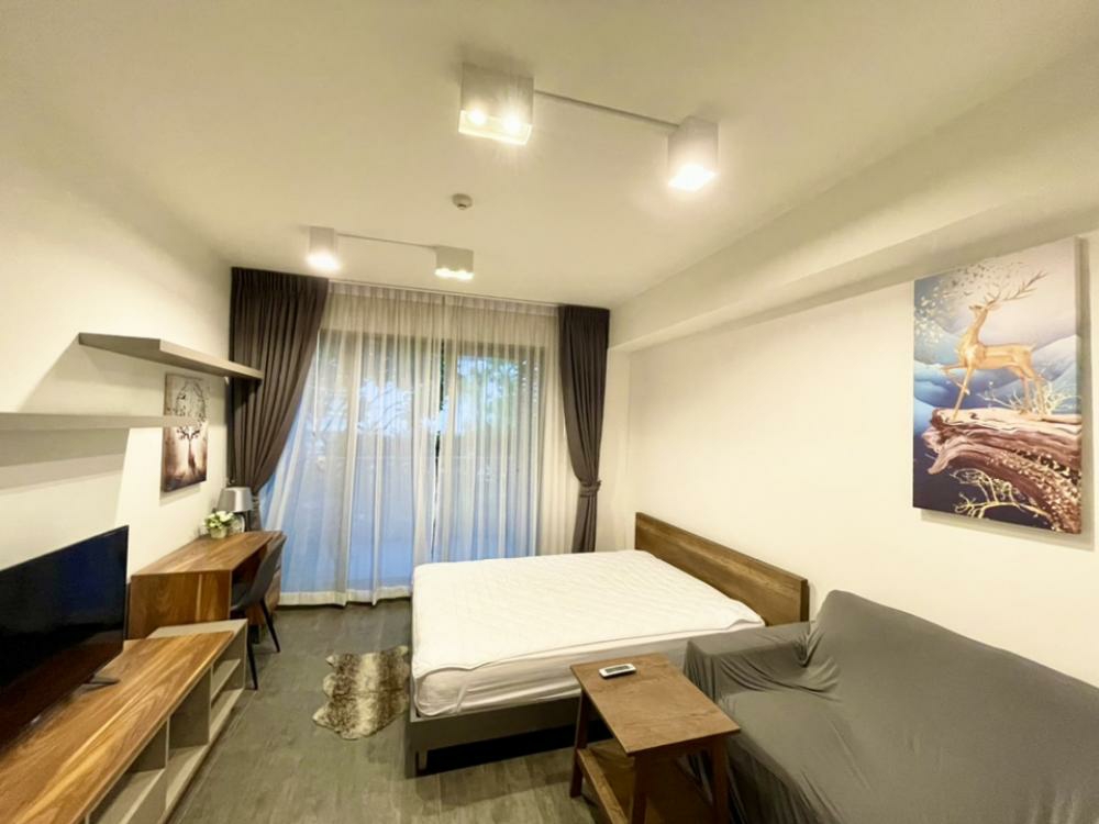 For RentCondoSukhumvit, Asoke, Thonglor : OMG2014  Nice Studio / Ready to move NOW 1-Nov-24 @ [ The Lofts Ekkamai ]