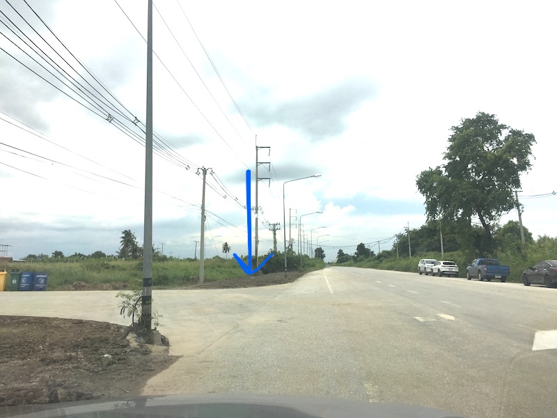 For SaleLandNakhon Sawan : Land for sale on the road 1084, Ban Maklua Subdistrict. Mueang Nakhon Sawan District, area 5-2-17 rai, width 80 meters, depth 100 meters, next to the highway 1084