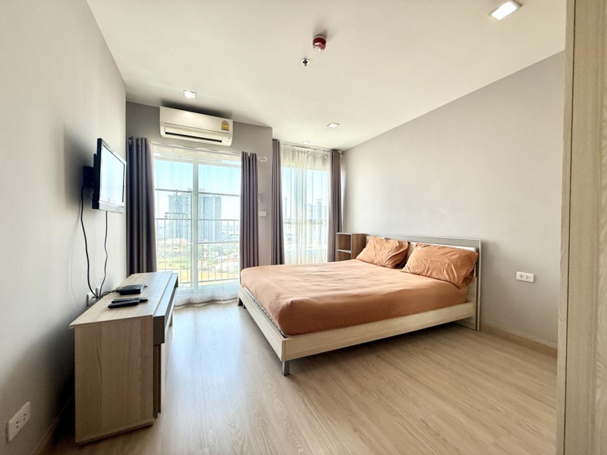 For RentCondoNonthaburi, Bang Yai, Bangbuathong : For rent!!️ Casa Condo Bangyai, 23rd floor, size 21 sq.m., furniture with electrical appliances You can move in, city view, no buildings blocking it.