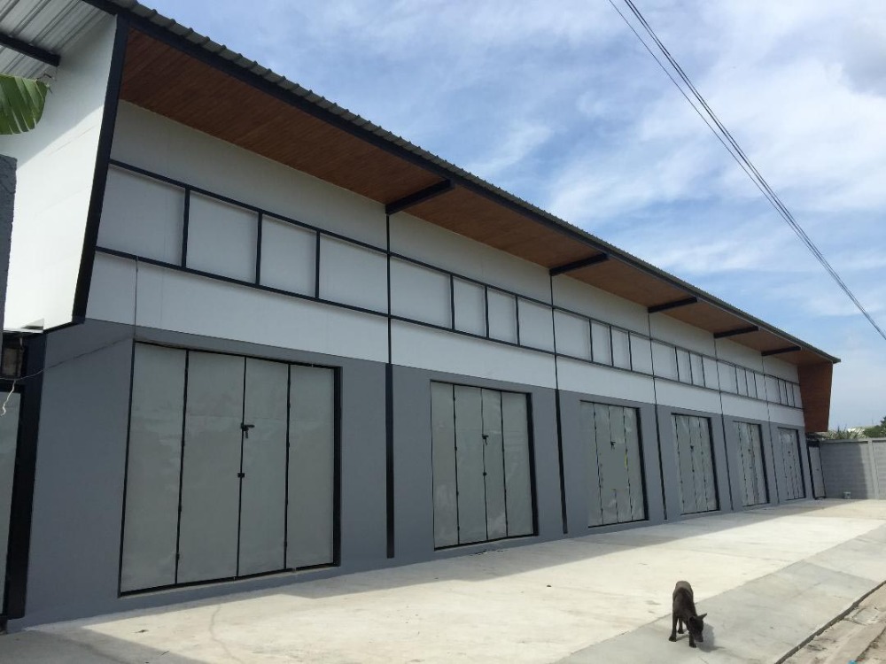 For RentWarehouseNonthaburi, Bang Yai, Bangbuathong : Warehouses, commercial buildings, offices for rent near Bang Yai City, Central Westgate and the Purple Line BTS, Bang Bua Thong District, Nonthaburi Province, not expensive.