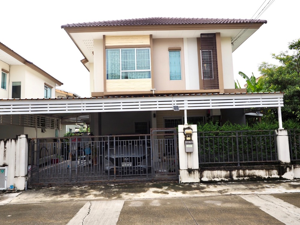 For SaleHouseSamut Prakan,Samrong : Cheap sale, single house, Pruksa Puri Saen Kaew, Soi King Kaew 37, size 50.7 sq m., add a kitchen behind the house. The newest house of the project