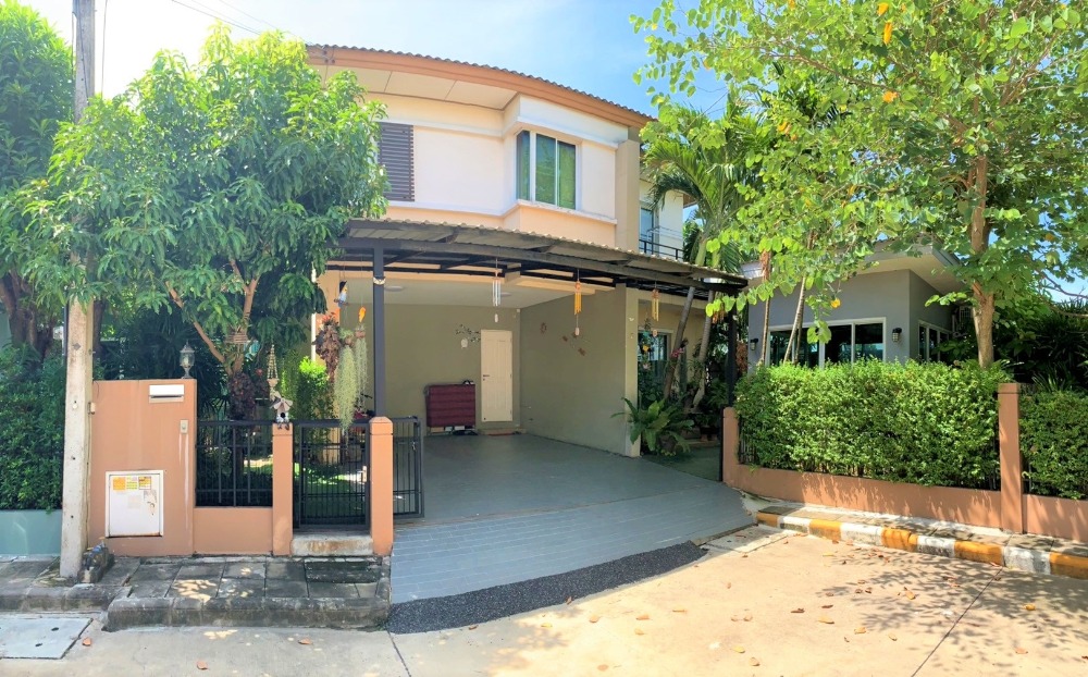 For SaleHousePathum Thani,Rangsit, Thammasat : Urgent sale!!! 2-story detached house, Habitia Ratchapruek Village, corner house, area 58.2 sq m., 3 bedrooms, 3 bathrooms, near the market and community area, beautiful, complete, ready to move in.