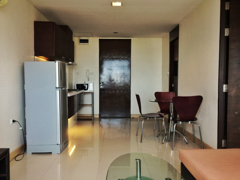 ให้เช่าคอนโดเลียบทางด่วนรามอินทรา : ให้เช่าคอนโด JW Boulevard | 1BR 40 ตรม. | ใกล้ รร.บดินทรเดชาฯ | รามอินทรา-พระราม9-รัชดา-เอกมัย