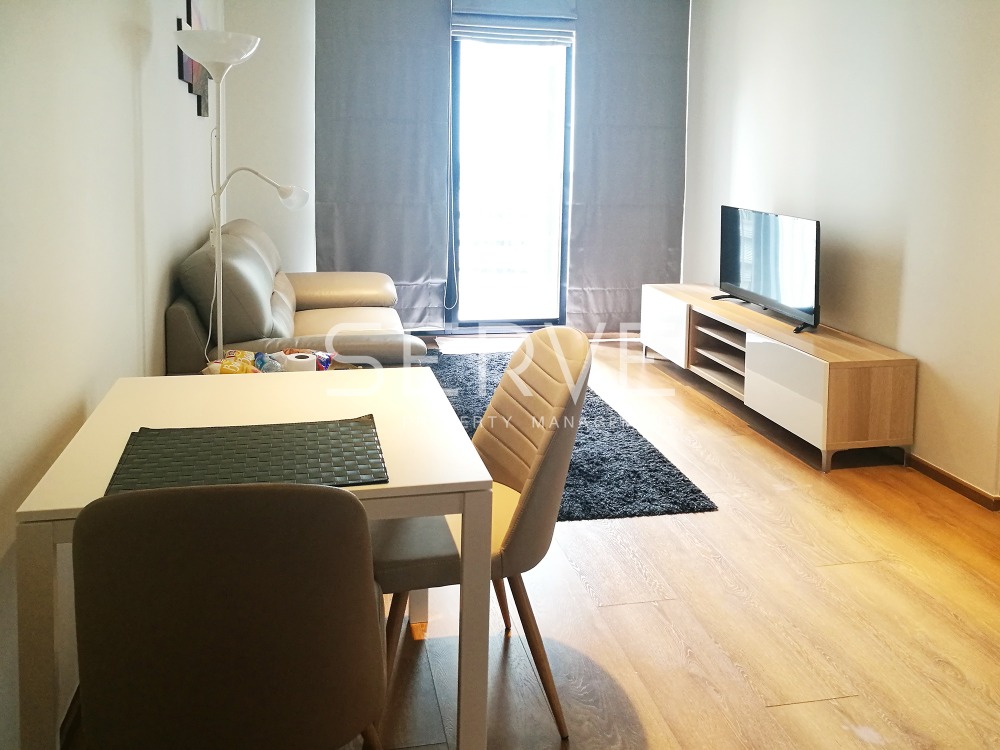 For RentCondoSukhumvit, Asoke, Thonglor : 🔥🔥Bright & Homey Style  Large 1 Bed Condo in Phrom Phong area  Shuttle bus to BTS Phrom Phong at Park 24 or Park Origin Phrom Phong Condo / For Rent