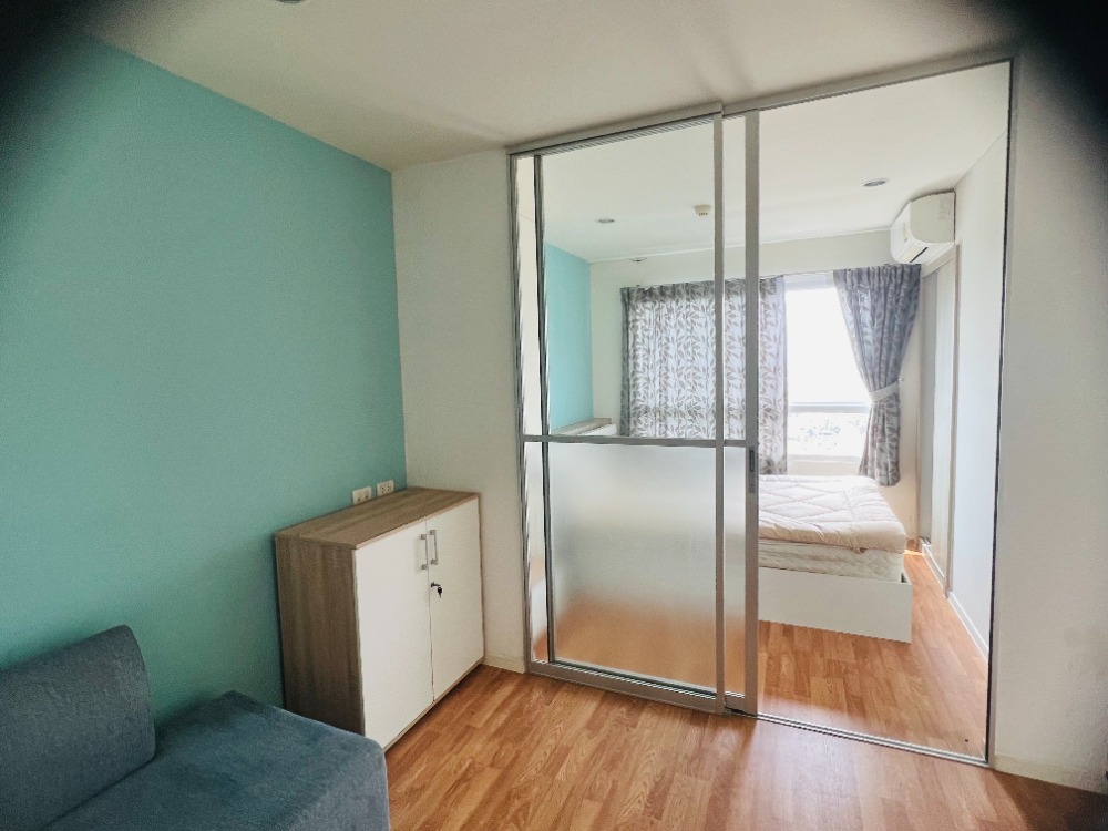 For SaleCondoBang kae, Phetkasem : Condo for sale, Lumpini Park Petchkasem 98, special price, one room only! Condo near The Mall Bang Khae, near MRT Lak Song, next to the main road, 1 bedroom, size 26.50 square meters, private corner room, pool view, convenient transportation Petchkasem, P