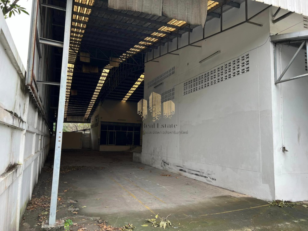 For RentWarehouseNonthaburi, Bang Yai, Bangbuathong : Warehouse/office for rent, Ngamwongwan Road, Mueang Nonthaburi District, Nonthaburi Area 1,600 sq.m.