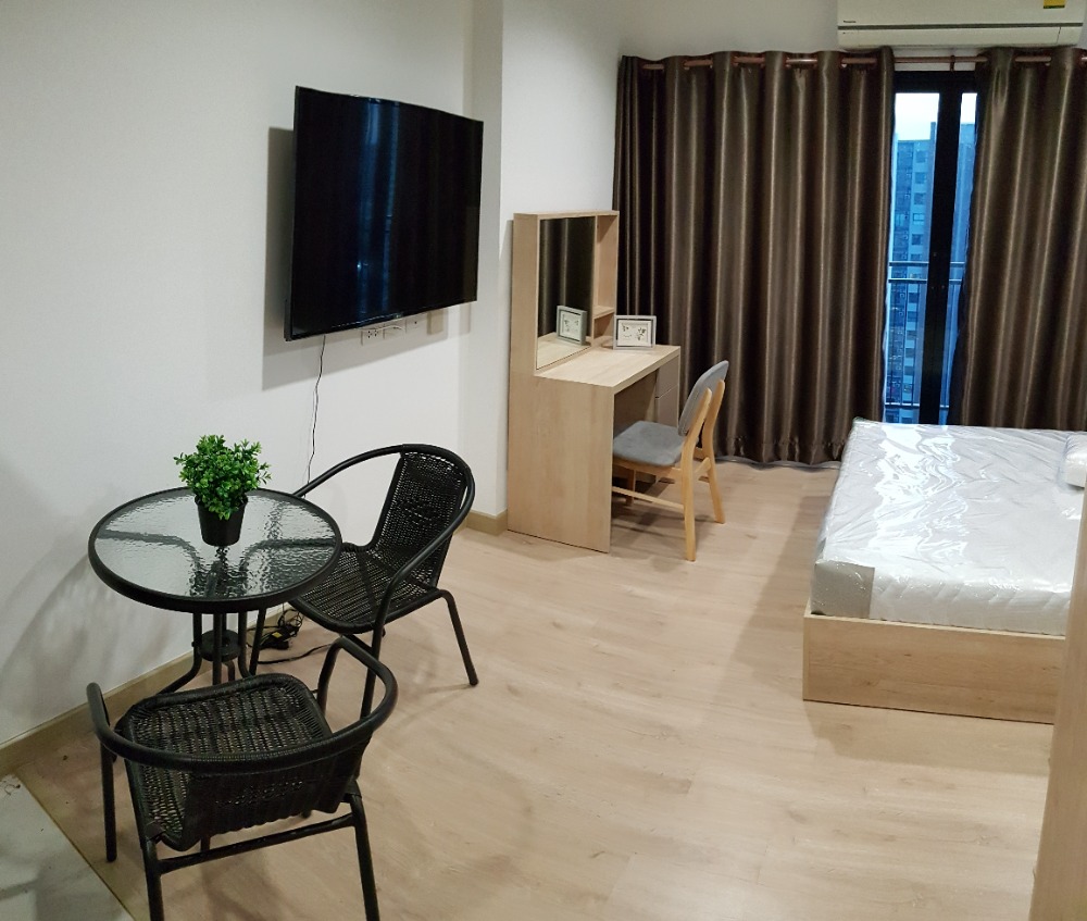 For RentCondoPinklao, Charansanitwong : YR150 Special Deal!! For rent Condo Thana Astoria Pinklao