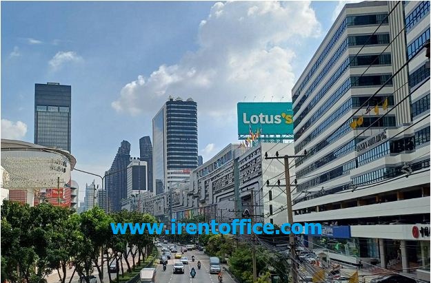 For RentOfficeRatchadapisek, Huaikwang, Suttisan : Office Ratchada, Rama 9, Huai Khwang, Fortune Town Building (CP Tower 2) Rama 9 MRT Station, Din Daeng, Din Daeng District, rental area starting from 100 sq m. or more, call 02-512-5909, 084-543-4833. See other buildings at www.irentoffice.com