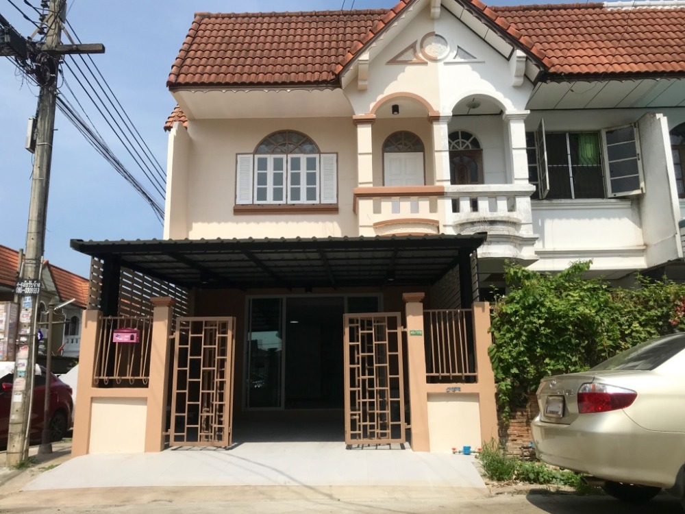 For SaleTownhouseNawamin, Ramindra : Newly renovated corner townhouse, 22 sq m., Phraya Suren area Beautiful house ready to move in, Sena Villa 4 Village