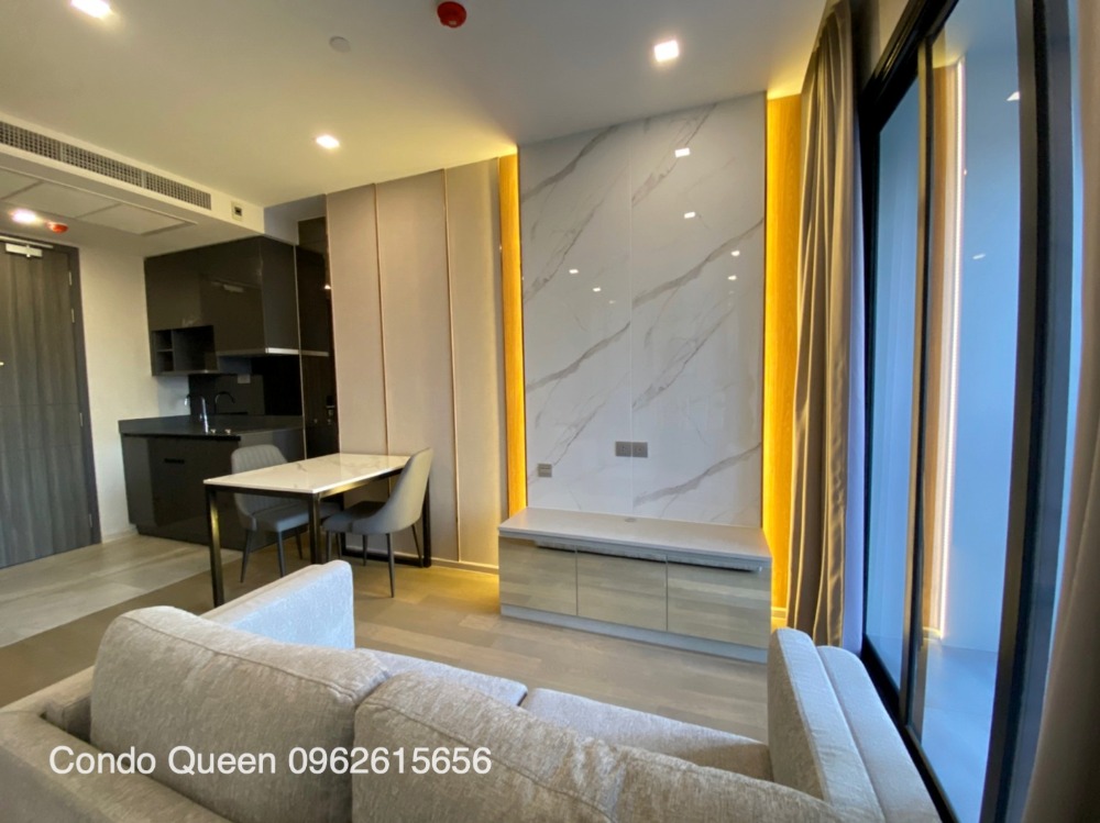 ให้เช่าคอนโดสุขุมวิท อโศก ทองหล่อ : Ashton Asoke Condo for RENT ให้เช่า ** Ashton Asoke  @ 29,000บาท/month Call 096-2615656  ห้องกว้างมาก 35 ตรม. 1 นอน 1 น้ำ เฟอร์ครบ พร้อมอยู่    Location : Asoke - Sukhumvit  Rental Price : 29,000 Baht/Month  Condominium