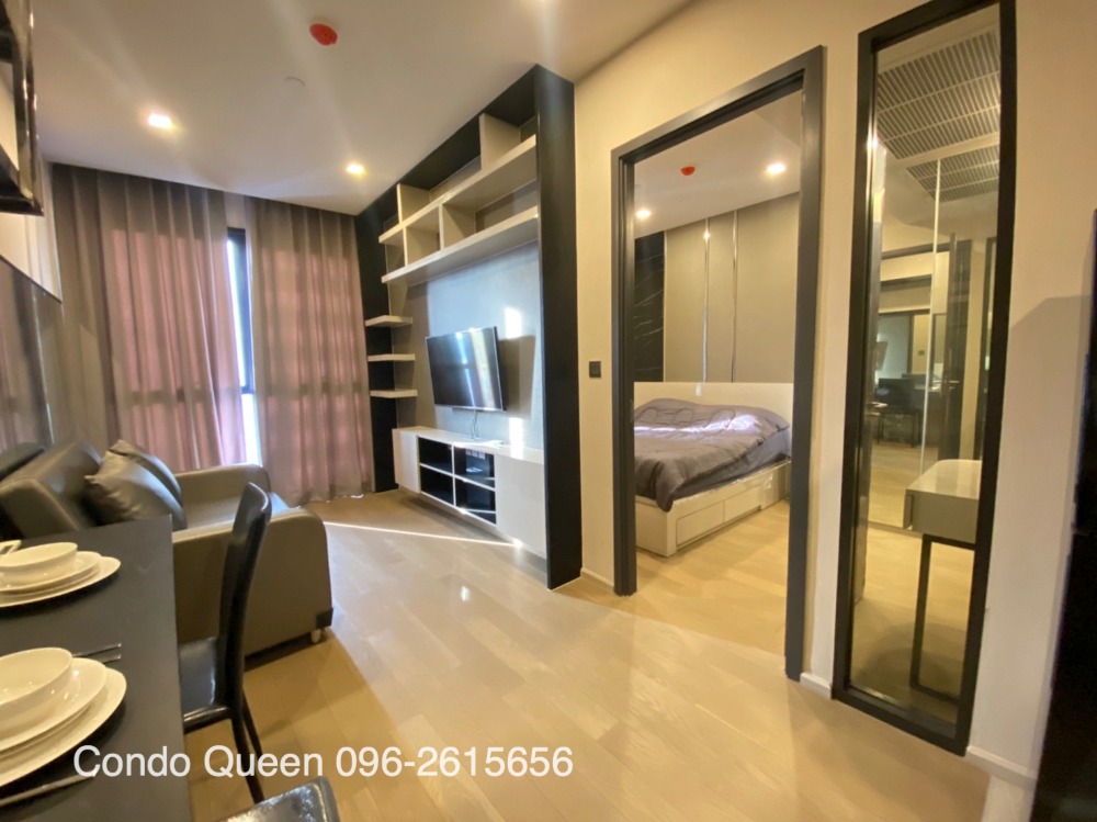 ให้เช่าคอนโดสุขุมวิท อโศก ทองหล่อ : Ashton Asoke Condo for RENT ให้เช่า ** Ashton Asoke  @ 26,000บาท/month Call 096-2615656  ห้องกว้างมาก 35 ตรม. 1 นอน 1 น้ำ เฟอร์ครบ พร้อมอยู่    Location : Asoke - Sukhumvit  Rental Price : 29,000 Baht/Month  Condominium