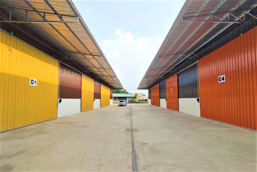 For RentWarehousePathum Thani,Rangsit, Thammasat : Warehouse for rent / Warehouse for rent in Lam Luk Ka, Lat Sawai, Hathairat, Rangsit, Thanyaburi, Lam Luk Ka District, Pathum Thani Province.