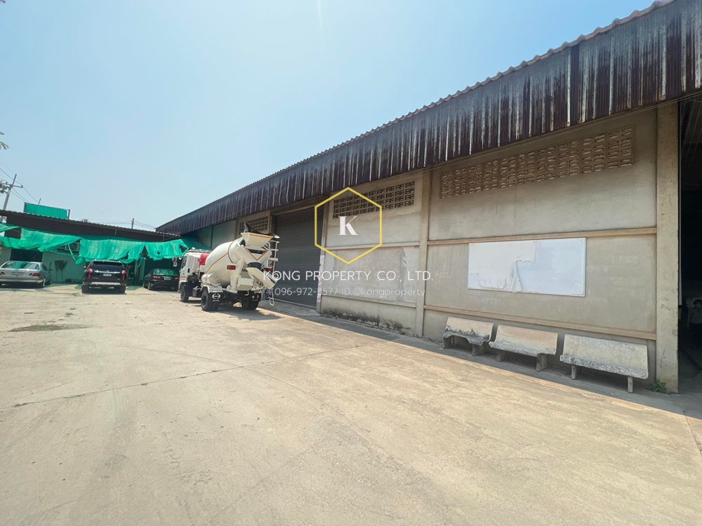 For RentWarehouseNakhon Pathom : Warehouse for rent on the main road, Nakhon Chai Si, Nakhon Pathom, area 2,348 sq m.