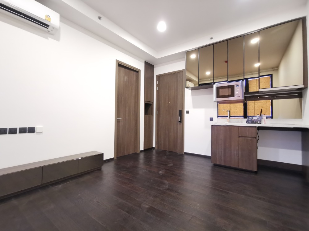 For SaleCondoSukhumvit, Asoke, Thonglor : (Owner) Selling Park Origin Thonglor, Building B, 1Br., Wide front, Only one floor per room, Size 36 sq m., Floor 20, Thonglor view, Sukhumvit