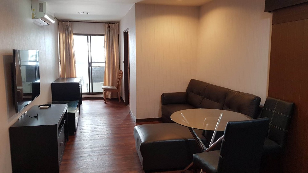 For RentCondoSilom, Saladaeng, Bangrak : For rent, Silom City Resort, 1 bedroom, near Sathorn Silom, BTS Chong Nonsi.