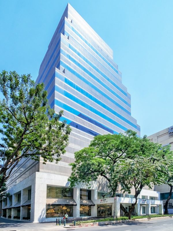 For RentOfficeWitthayu, Chidlom, Langsuan, Ploenchit : Office for rent, office space (Office For Rent), Alma Link Chitlom Office Building, size 100 - 500 sq m. (price 800 baht / sq m) near BTS Chidlom, Pathumwan, Lang Suan, Ploenchit, Ratchaprasong