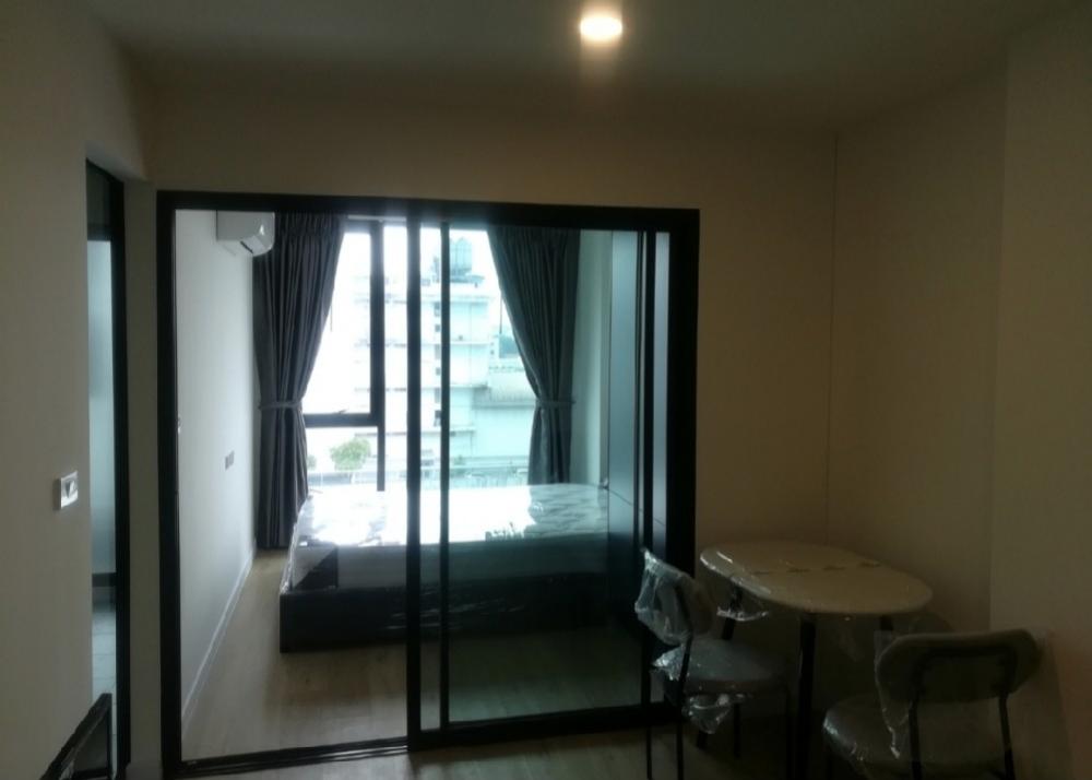 For RentCondoPathum Thani,Rangsit, Thammasat : Condo for rent Attitude BU, 7th floor, Building C, corner room 12000 baht per month