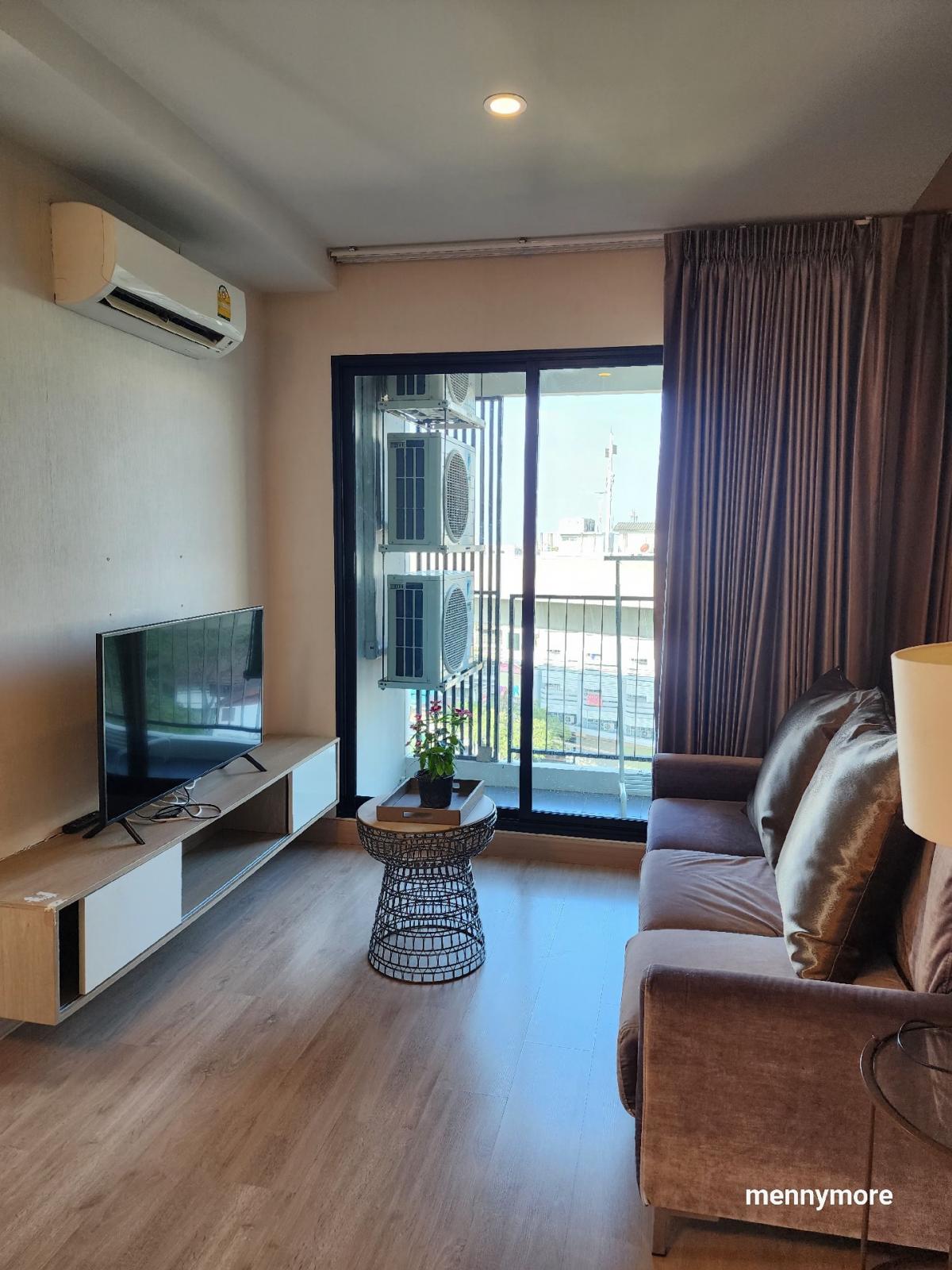 For SaleCondoRattanathibet, Sanambinna : Knightsbridge Duplex Tiwanon 36 sq m, 14,500 baht, unblocked view, beautifully decorated ** Beautiful room, fully furnished, complete with electrical appliances, near the purple MRT station, Ministry of Public Health, only 80 meters away. !! very good lo