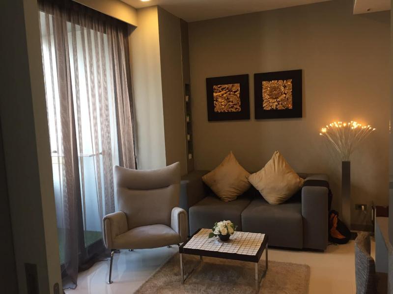 For RentCondoSilom, Saladaeng, Bangrak : For Sale M Silom 1 Bed 30,000