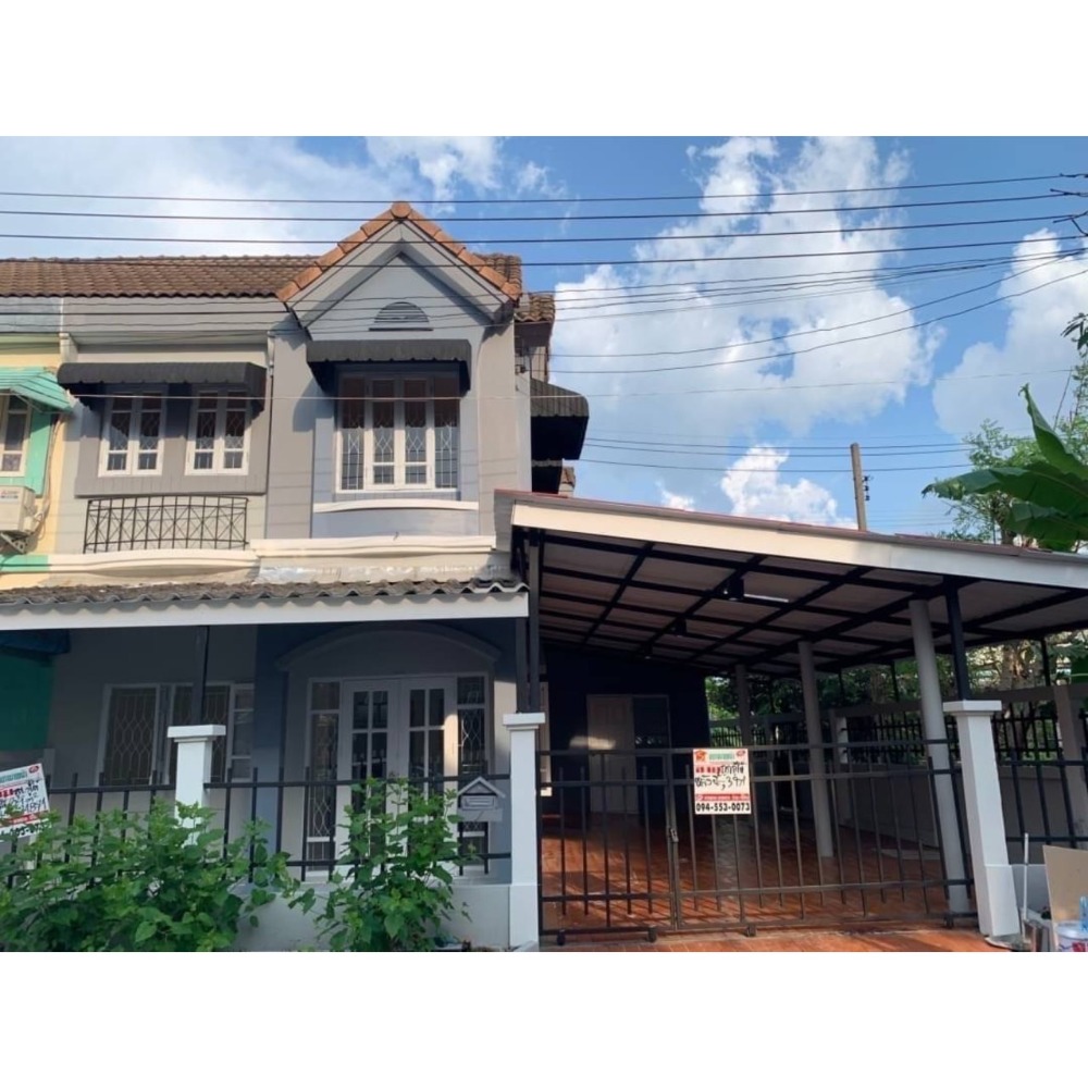 For SaleTownhouseNawamin, Ramindra : Selling below appraisal, 2-storey townhouse behind the corner, 39 square wa. Chanthakan Village, Soi Permsin 58, Sai Mai Subdistrict, Sai Mai District