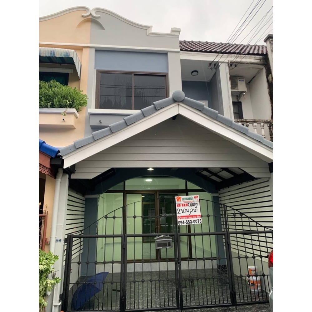 For SaleTownhouseNawamin, Ramindra : Selling below appraisal, 2-storey townhouse, 18 square wa. Warangkul Village Soi Liab Khlong Song 6, Khlong Sam Wa District, the house has 2 bedrooms, 2 bathrooms.