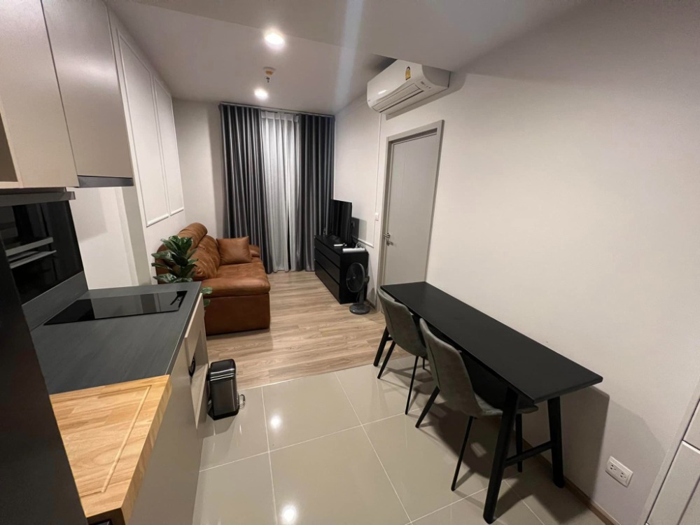 For RentCondoSukhumvit, Asoke, Thonglor : OKA HAUS Sukhumvit 36 , near Rama 4 road and  BTS Thong Lo  with wifi