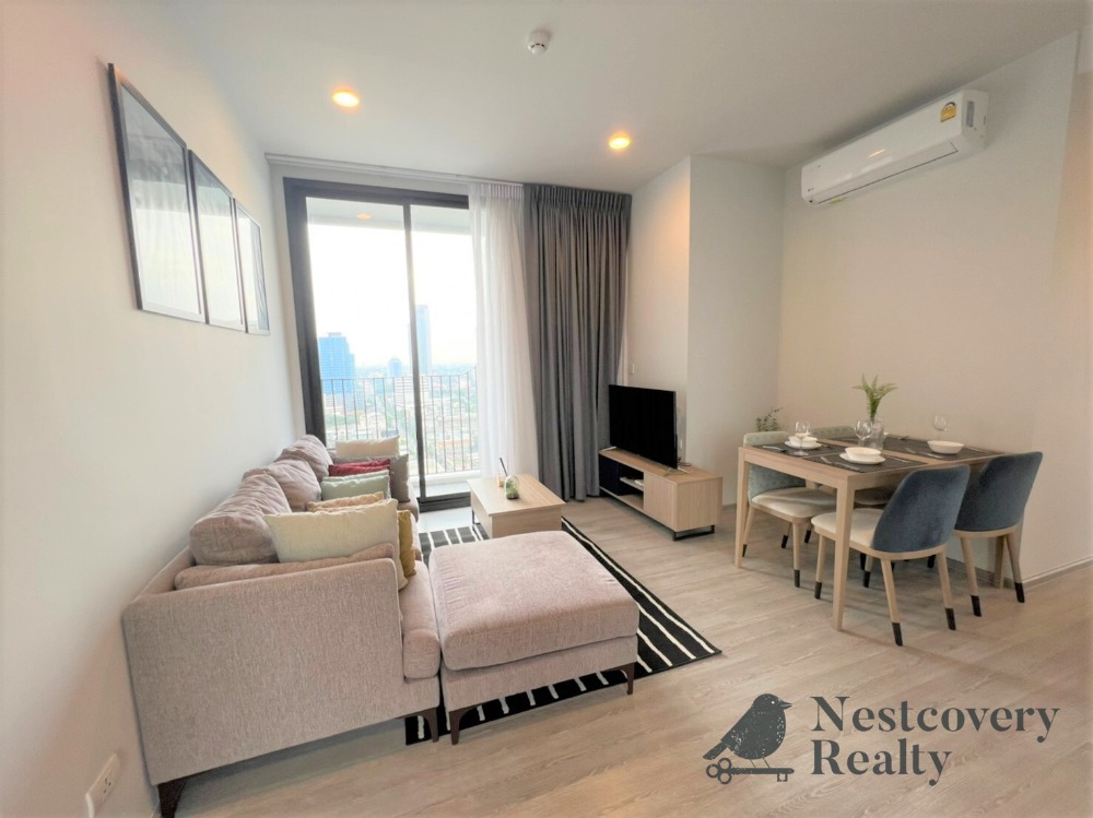 For RentCondoSukhumvit, Asoke, Thonglor : Spacious 2 Bedrooms at XT Ekkamai By Nestcovery Realty